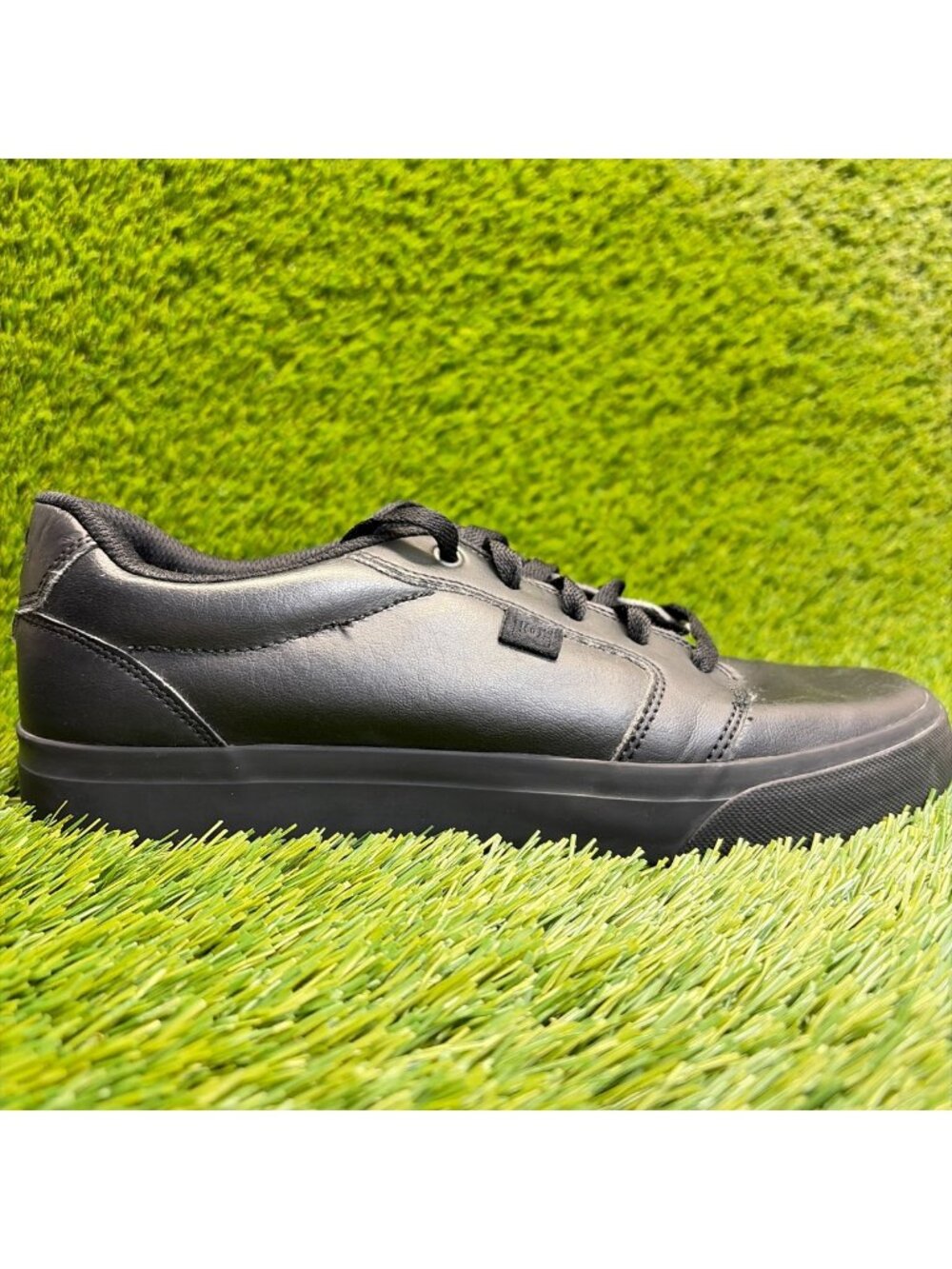 DC Anvil SE Mens Size 8 Triple Black Athletic Leather Skateboard Shoes Sneakers
